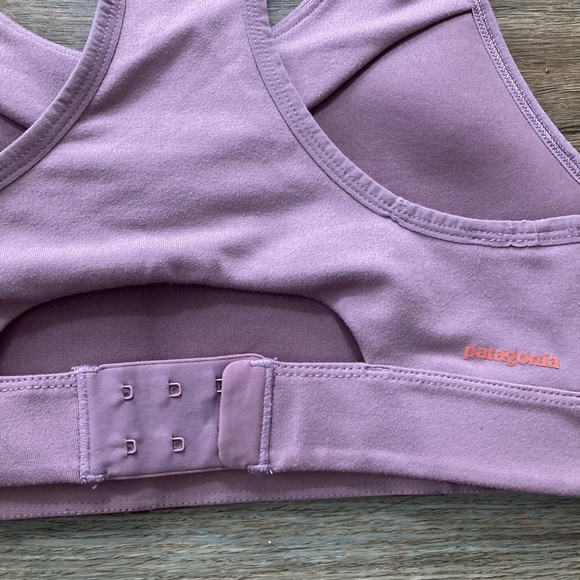 EUC! Patagonia Patterned Mauve Sports Bra - Picture 3 of 4
